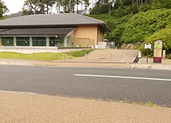 キトラ古墳壁画体験館「四神の館」&国営飛鳥歴史公園 キトラ古墳周辺地区